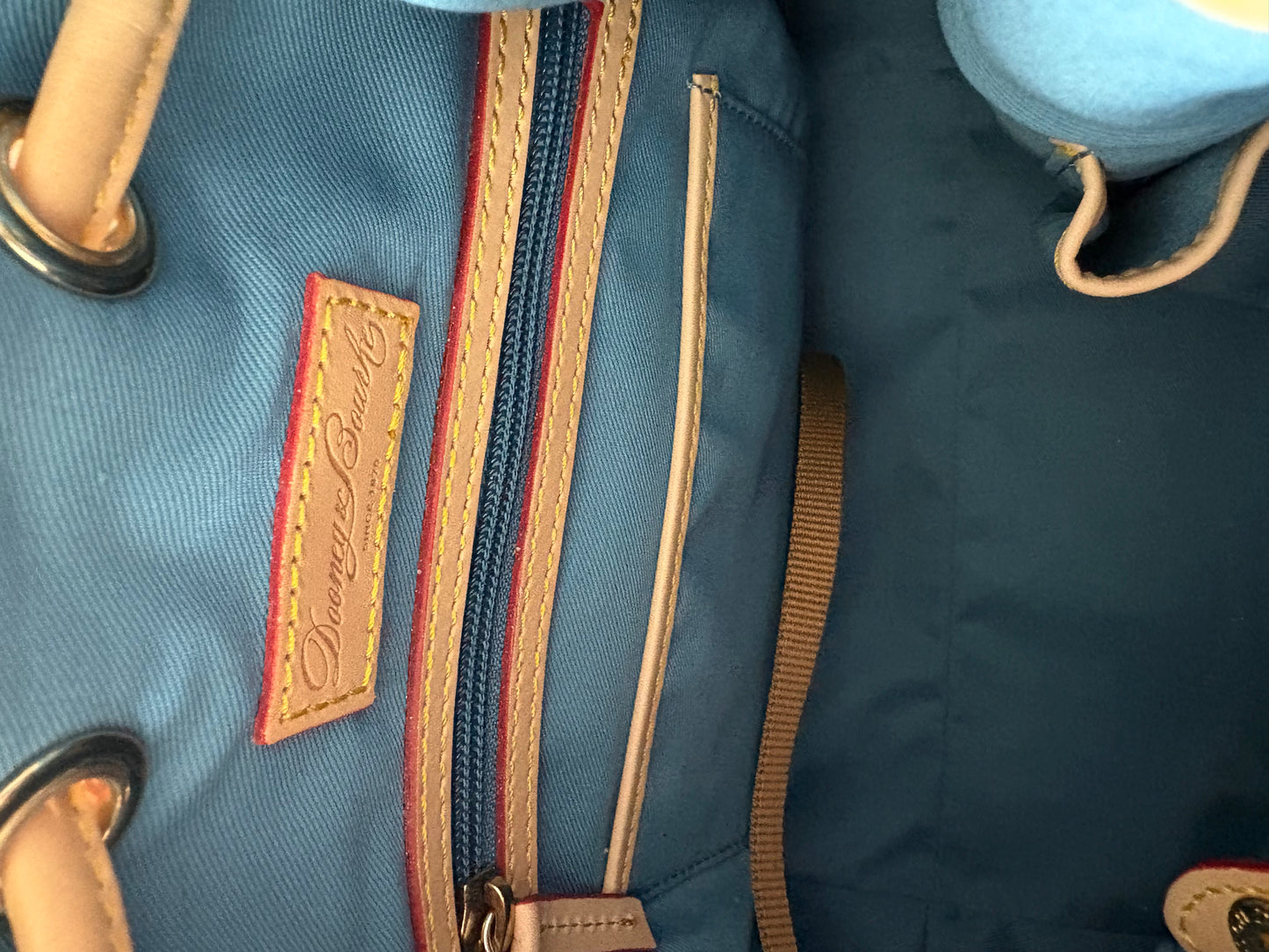 Dooney & Bourke Bag