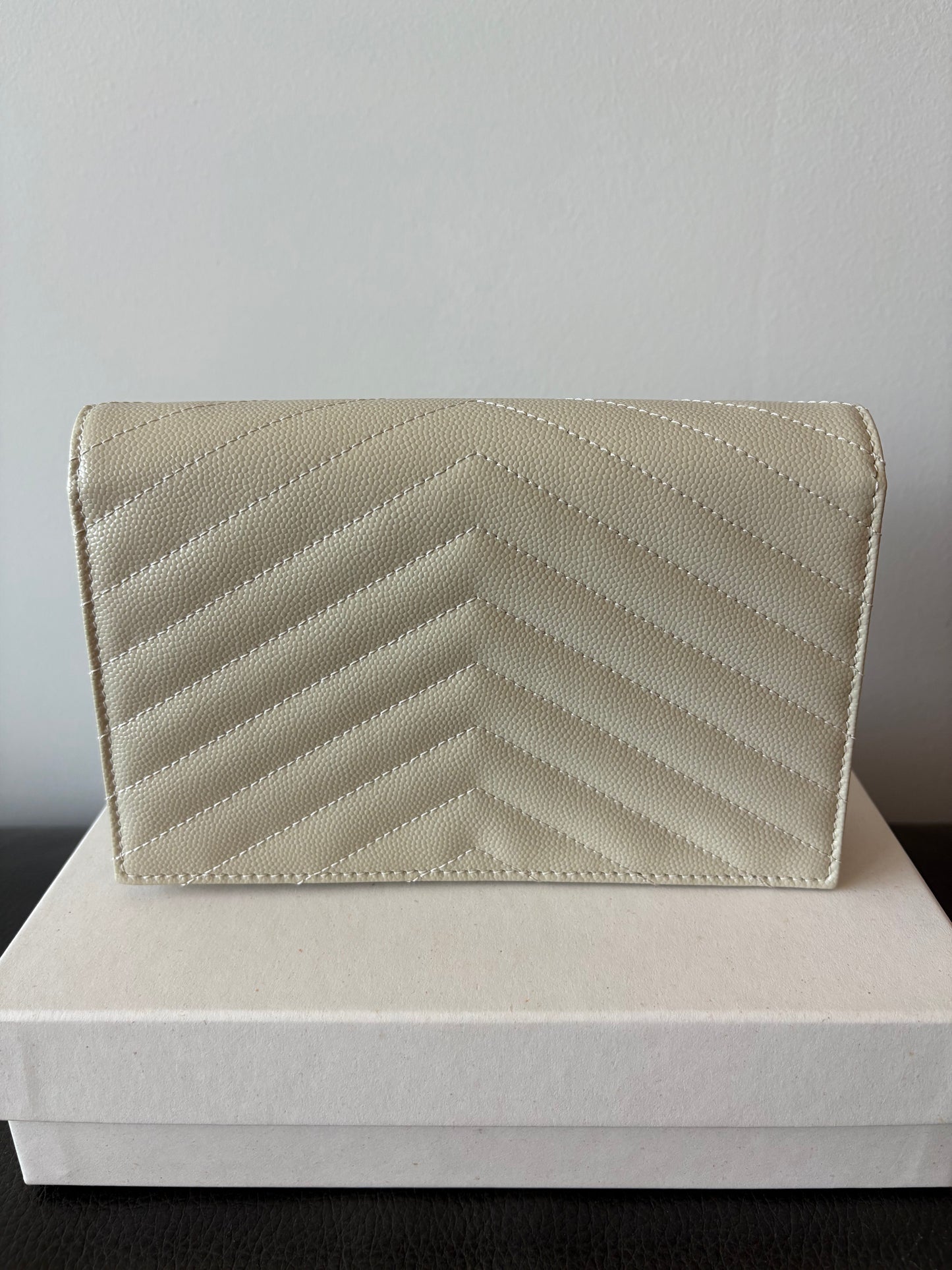 YSL Cassandre Wallet on Chain