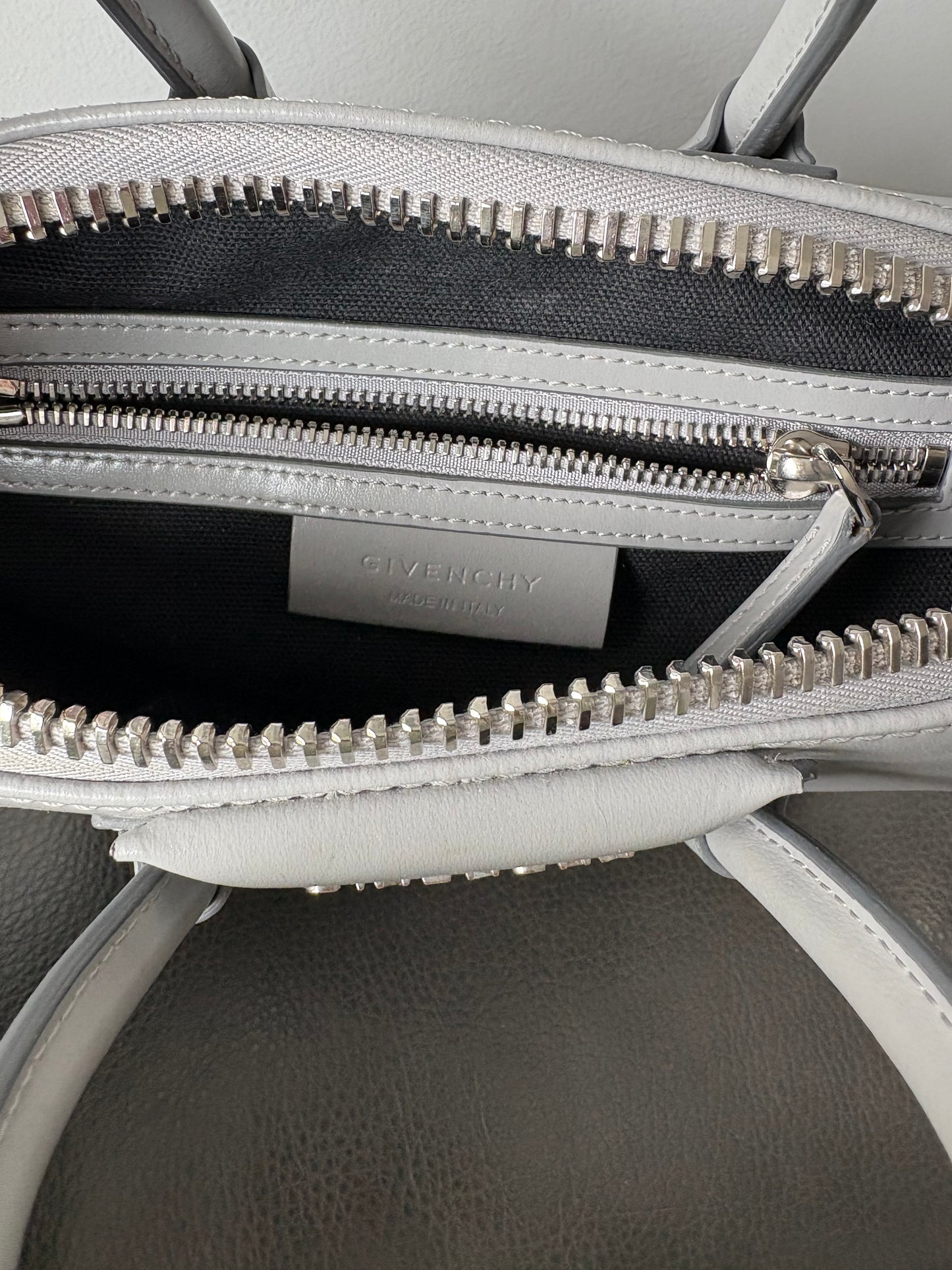 Givenchy Mini Antigona