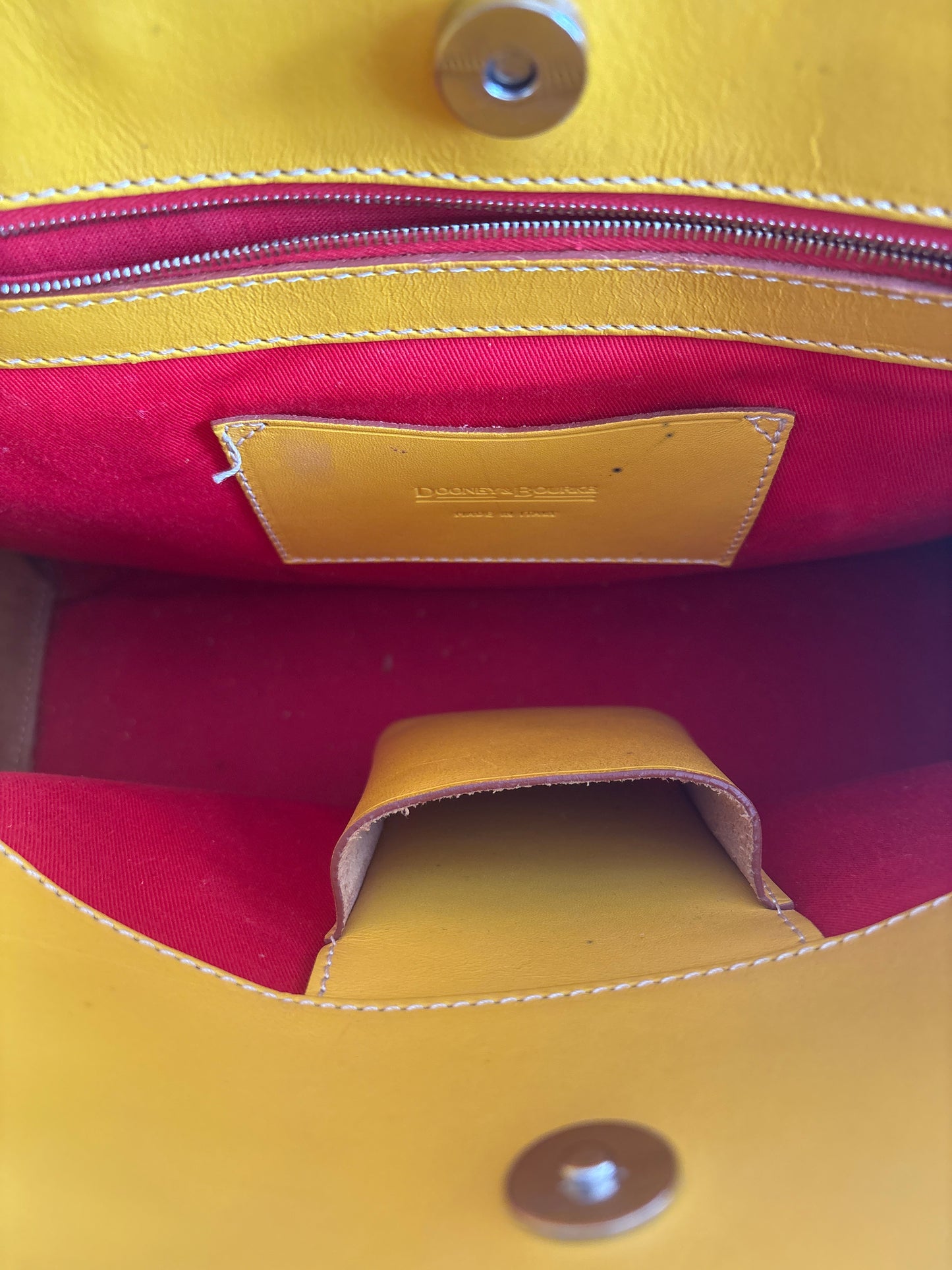 Dooney & Bourke Bag