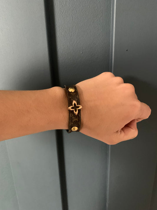 Louis Vuitton Mini Flowergram Bracelet